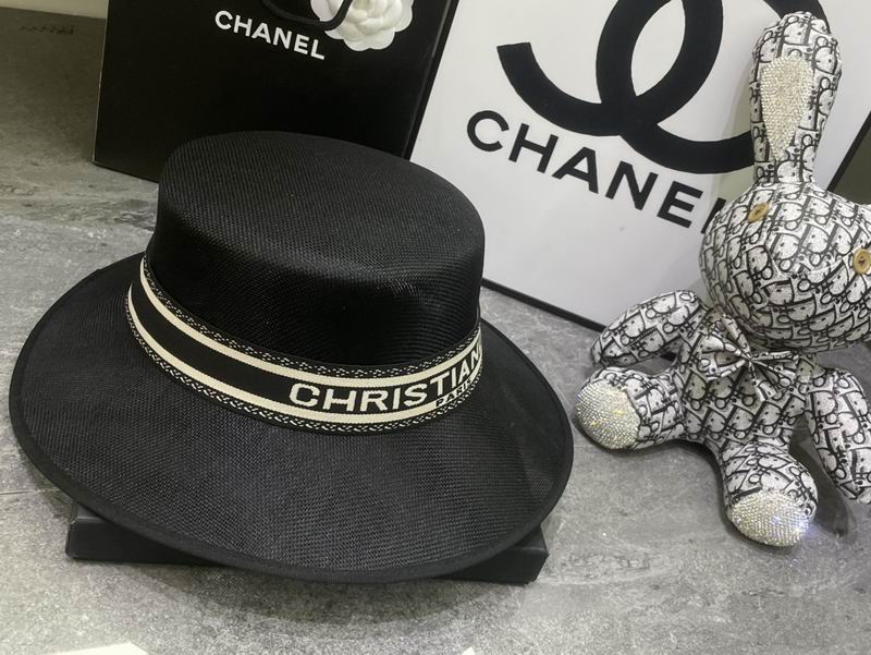 Dior Top Hat dx08